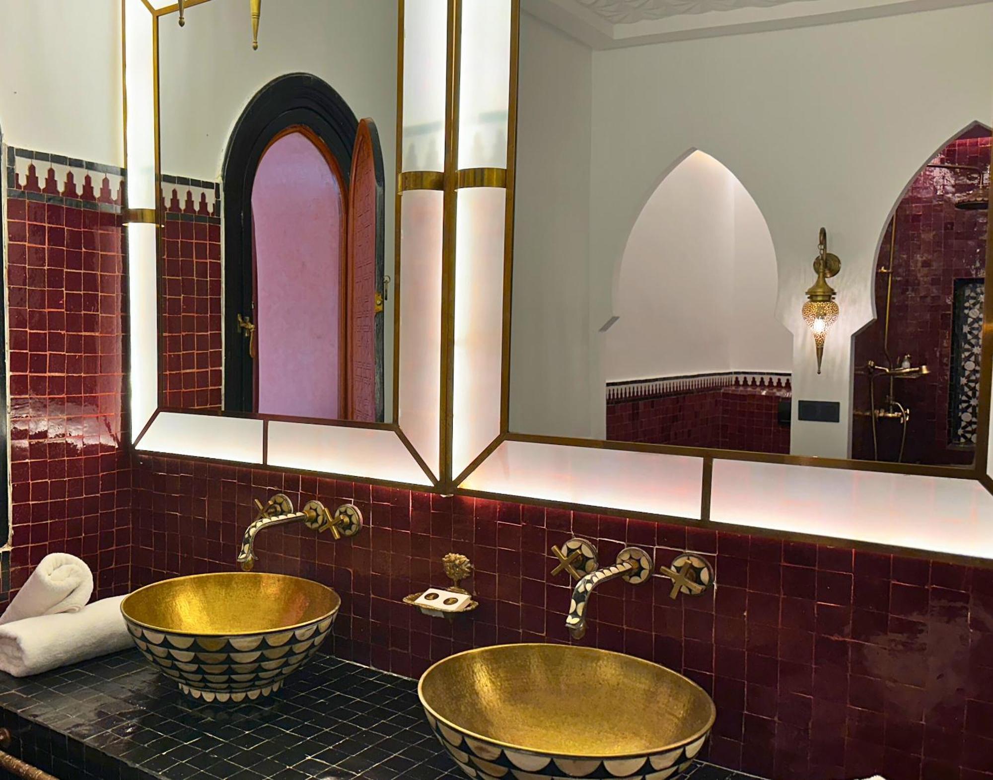 Nomadz Palace Touggana Ngoại thất bức ảnh