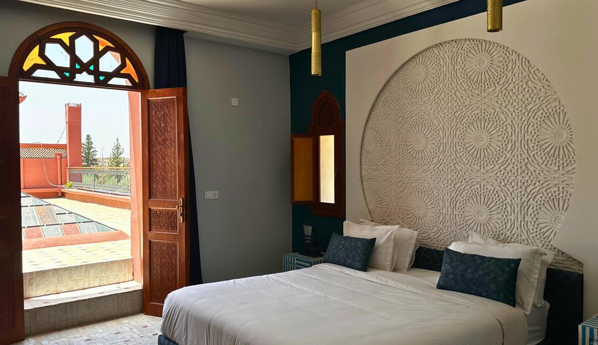 Nomadz Palace Touggana Ngoại thất bức ảnh