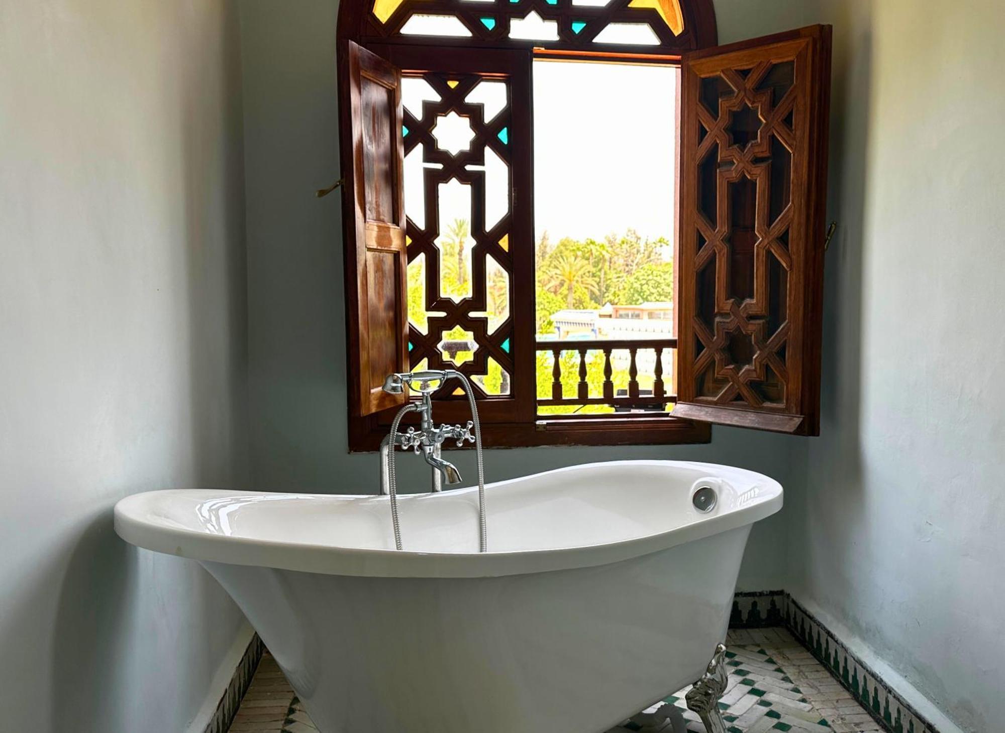 Nomadz Palace Touggana Ngoại thất bức ảnh